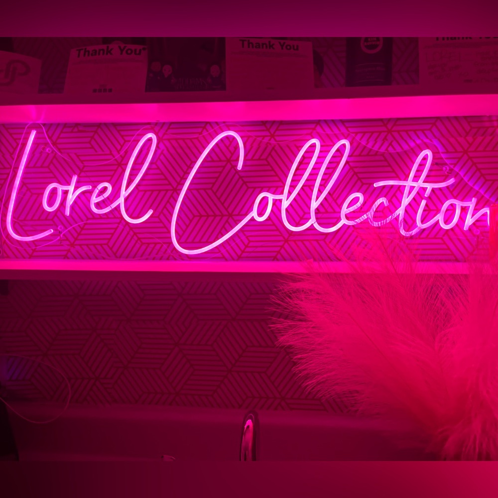 Meet your Posher, Lorel